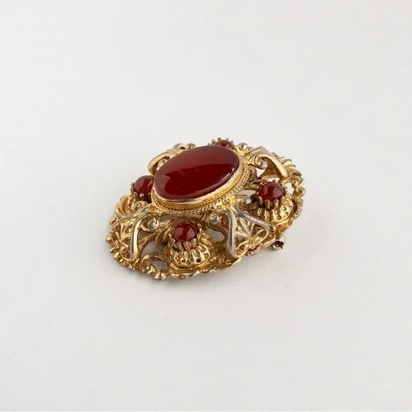 Vintage Sphinx Brooch Pin Red Poured Glass & Cabochon Rococo Baroque Style A530 - Picture 4 of 13